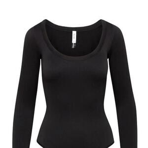 Aritzia sinchseamless longsleeve bodysuit